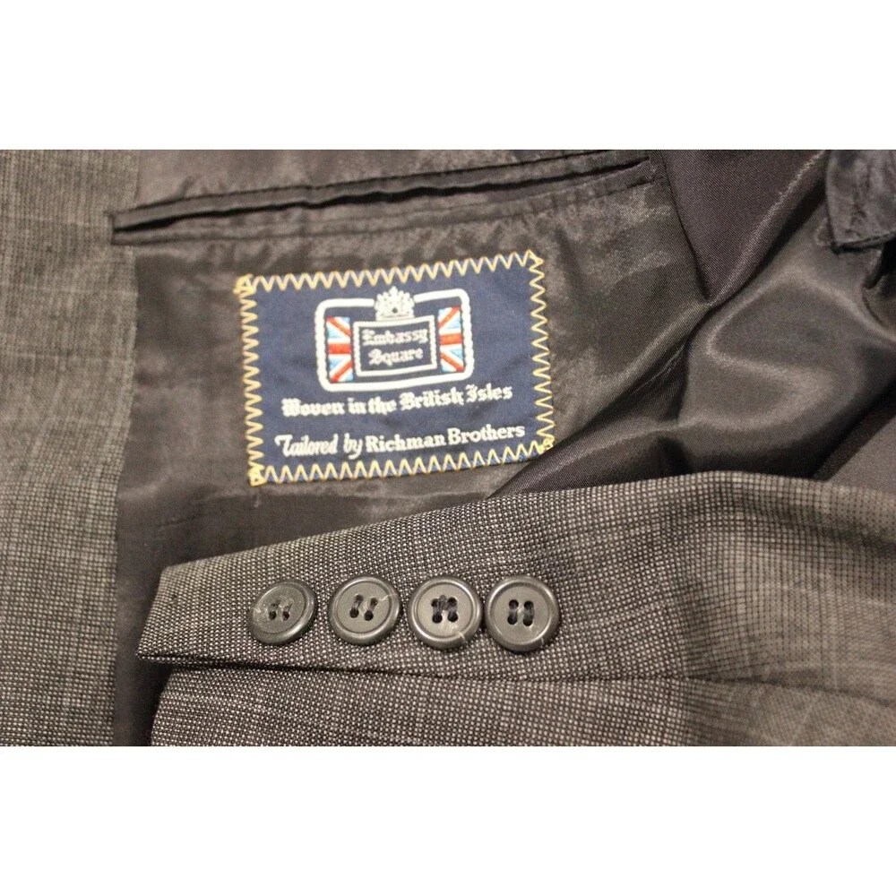 Embassy Square Vintage 2 Piece Suit Mens Gray Checked 40R Flat Fronts 34" W USA - Picture 11 of 13